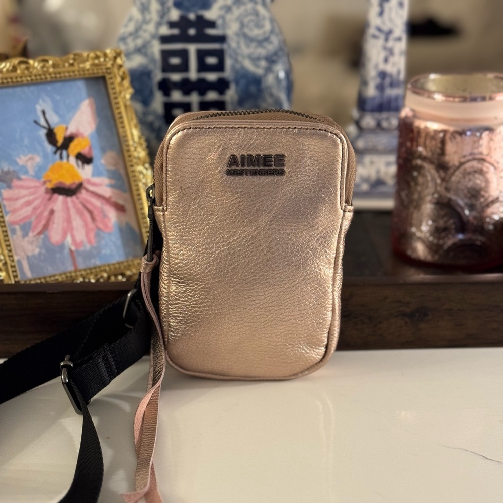 🩷 AIMEE KESTENBERG ROSE GOLD LEATHER STADIUM BAG! - Picture 2 of 11